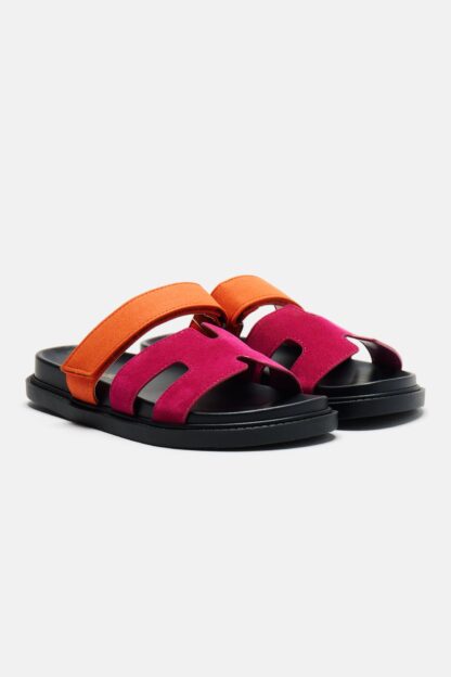 Sandalias Planas Multi-Tiras en Khaki - Image 21