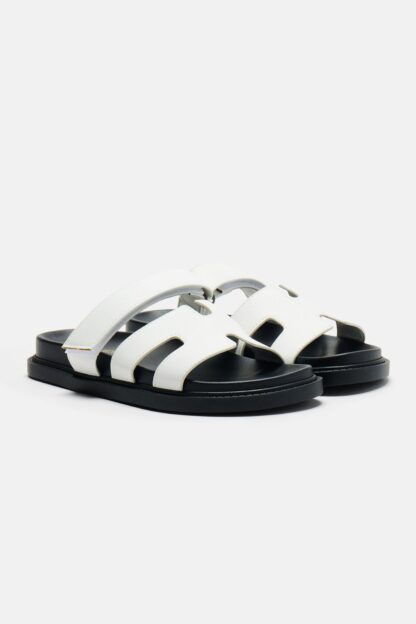 Sandalias Planas Multi-Tiras en Khaki - Image 23