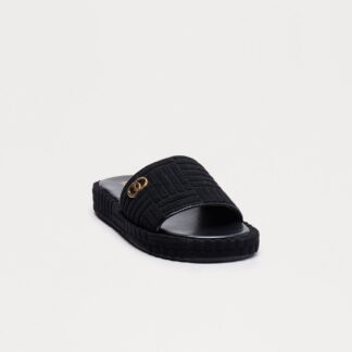 Sandalias Planas Tipo Jellie en Negro